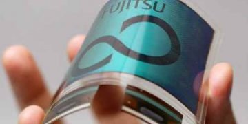 fujitsu-bendable-1