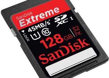 Extreme_SDXC_45MBs_Left_Regular_128GB_HR