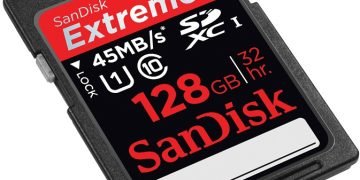 Extreme_SDXC_45MBs_Left_Regular_128GB_HR