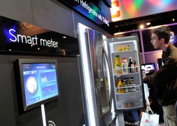 lg-refrigerator-825