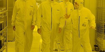 us_ambassador_at_towerjazz_2