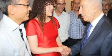 Peres_Dai_and_Dr_Sehat_