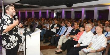 Jon_medved_2_at_ISC_sept_2013