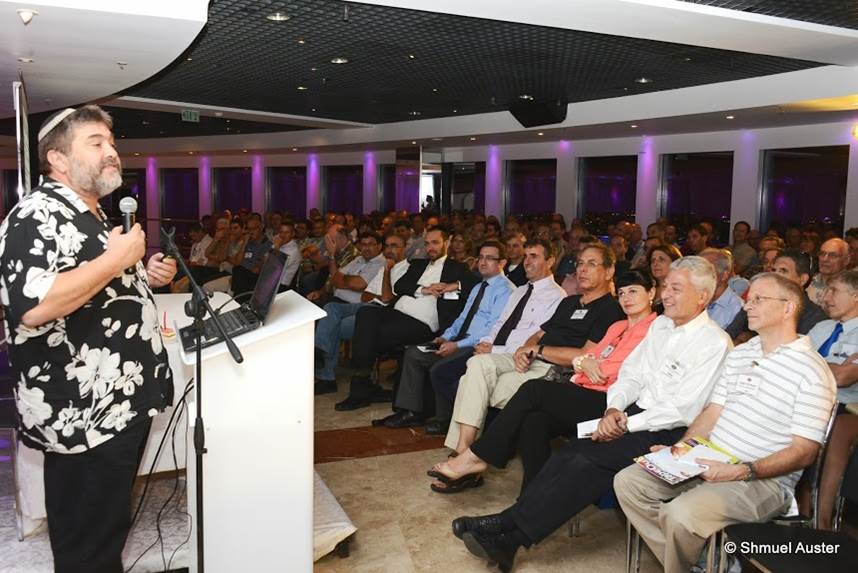 Jon_medved_2_at_ISC_sept_2013