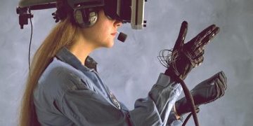 virtual_reality-wikipedia