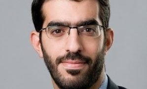 Samsung_-_Dr__Mamagkakis_-_headshot