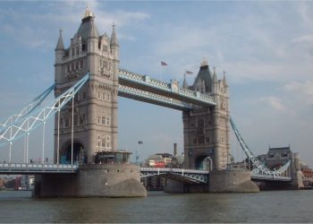Tower_bridge_01