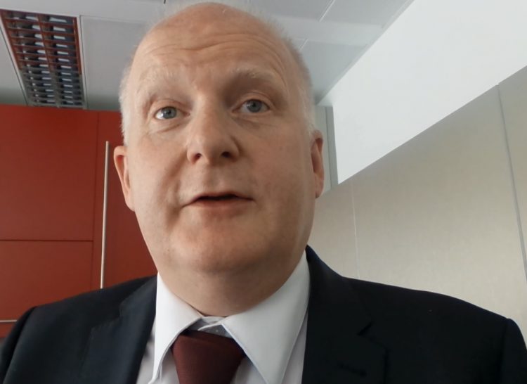 stuart_ainsly_advantest