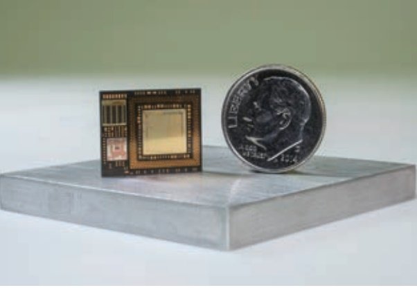 Freescale_SCM-i_MX6D_in_comparison_to_US_dime