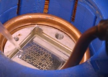 stanford-computer-on-water-500x2771