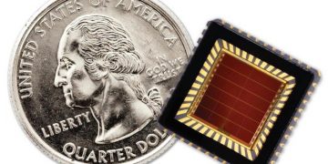 Sol-Chip-Everlasting-Solar-Battery1