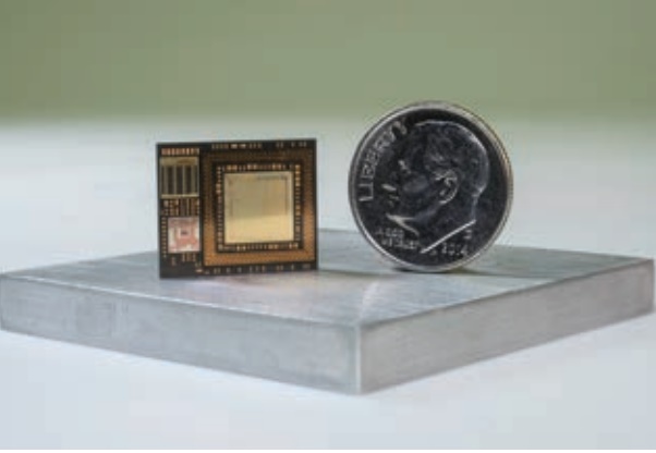 Freescale_SCM-i_MX6D_in_comparison_to_US_dime