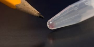 DNA-storage-close-up-375x2501