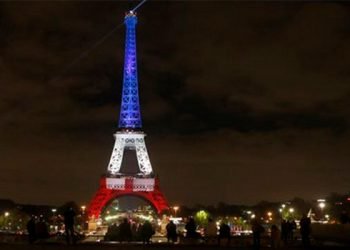 EiffelTowerBlueWhiteRed1