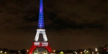EiffelTowerBlueWhiteRed1