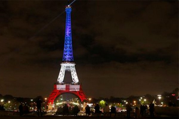 EiffelTowerBlueWhiteRed1