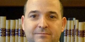 Shai-Blitzblau-26001