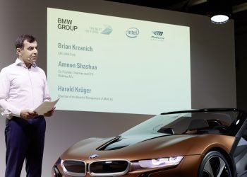 AMNON_SHASHUA_IN_MIBILEYE_BMW_AND_INTEL_PRES_CONFERENCE1