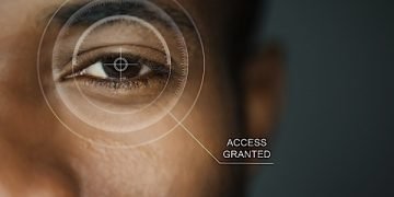 biometrics iris recognition security access banking fraud smartphone technology Condo.ca 1