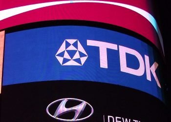 1280px Close up of TDK sign at Piccadilly Circus January 20121