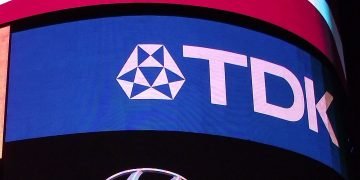 1280px Close up of TDK sign at Piccadilly Circus January 20121