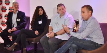 PANEL AUTOMOTIVE AUSTER