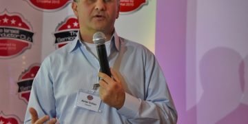 avner cohen autonomo