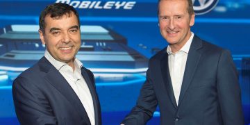 יור מובילאיי ודר הרברט דיס יור מותג פולקסווגן. צילום יחצ