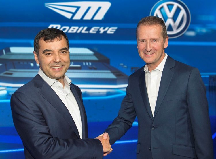 יור מובילאיי ודר הרברט דיס יור מותג פולקסווגן. צילום יחצ