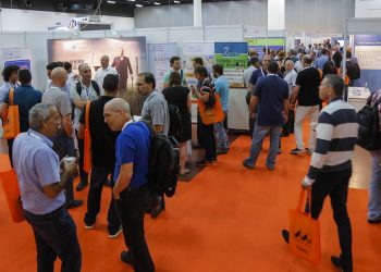 האורחים הרבים שגדשו את chipEx2017 1