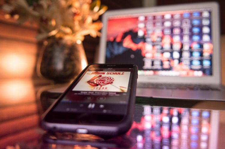 blur colorful computer 254311