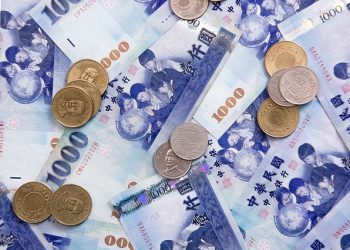 new taiwan dollar 3262198 640