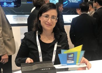 דנה זליצקי, סמנכ"לית השיווק בואנלנס בביתן החברה בתערוכת CES. צילום: אבי בליזובסקי