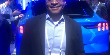 דון באטלר, סגן נשיא בחברת פורד, בכנס CES 2020. צילום: אבי בליזובסקי