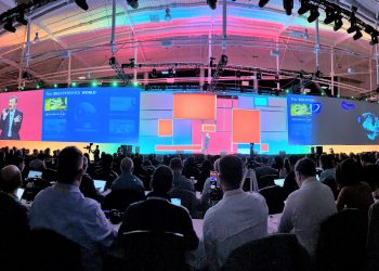 מנכ"ל דאסו סיסטמס ברנררד שארלס בכנס השנתי של החברה בנשוויל, פברואר 2020. צילום: שלמה גרדמן