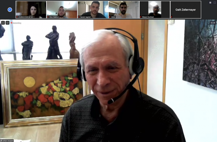 זוהר זיסאפל בטקס חלוקת מלגות באקדמית תל אביב-יפו באמצעות הזום. צילום יחצ