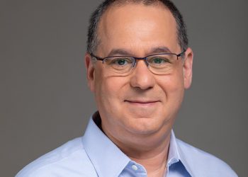 אריק גורדון, מנכ"ל לנדא דיגיטל פרינטינג. צילום: עופר חן