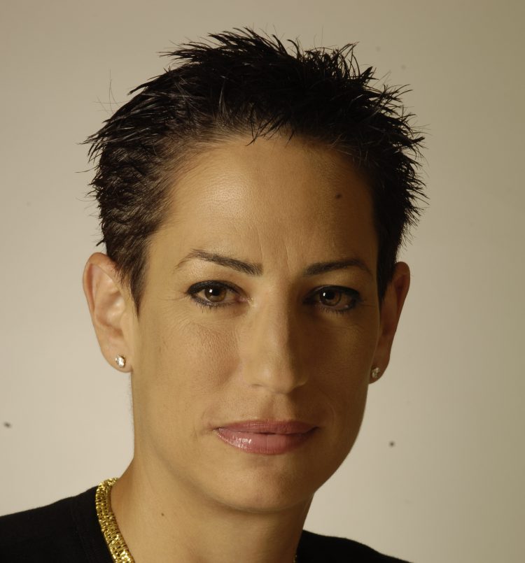 שמרת שורץ, מנהלת בכירה לפיתוח עסקי, רשות החדשנות. צילום באדיבותה.