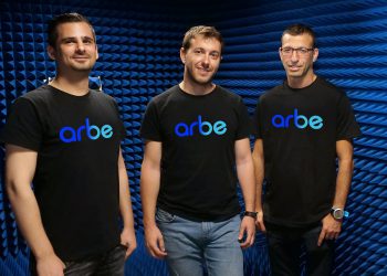 מייסדי הסטארט-אפ ארבה רובוטיקס, קובי מרנקו, ד"ר נעם ארקינד ועוז פיקסמן. צילום יחצ