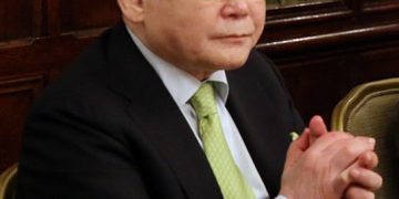 לי קון-הי. מתוך ויקיפדיה