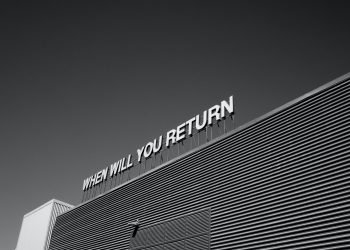 לא טוב היות האדם לבדו  –  על מגיפת הבדידות במקום העבודה