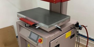 התקן ייצור לפאנלים סולאריים נקיים. צילום: דוברות האוניברסיטה העברית