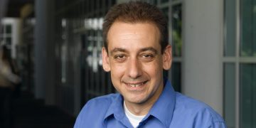 פרופ אבי צדוק. צילום דוברות אוניברסיטת בר-אילן