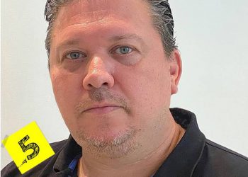 חמש עם  רן רייכברג, מייסד ומנכ"ל Tingz – בשנה האחרונה אנחנו עסוקים בפיתוח יישומים עבור מכשירים חכמים כמו רובוטים או רחפנים