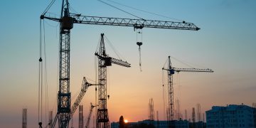 מנופים תעשייתיים. אילוסטרציה: depositphotos.com