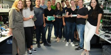 קבוצת פיתוח ה-IPU באינטל ישראל. צילום: אסף פטוקה