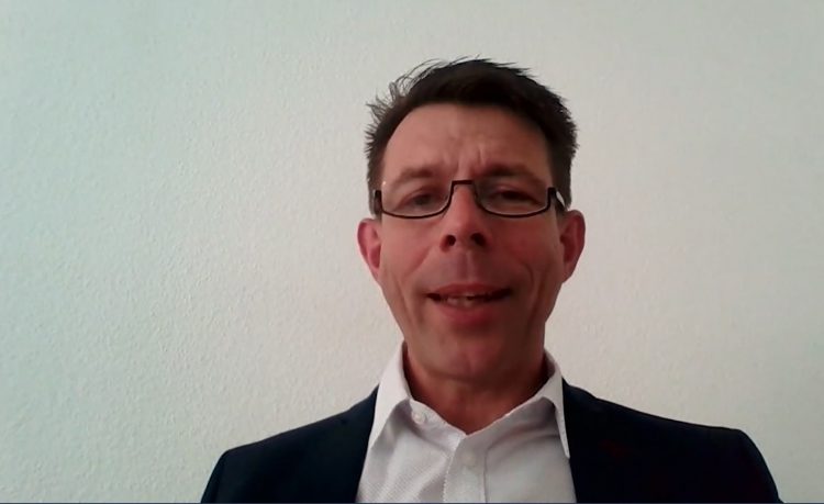 אקסל פישר, סגן נשיא, סמסונג אירופה. צילום מסך