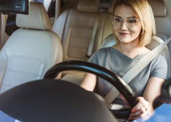 נהיגה בטוחה. אילוסטרציה: depositphotos.com