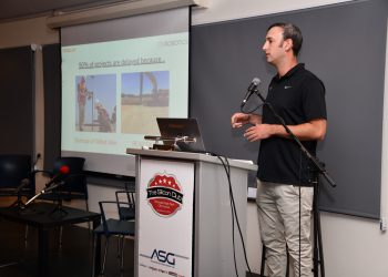 תום ישורון, מנכ"ל CiV Robotics  במפגש סיליקון קלאב: "ענף הבניה נשאר מאחור, הרובוטיקה תאפשר לייעל אותו"