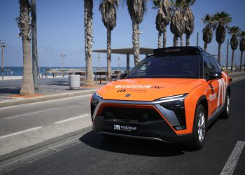 רובוטקסי של מובילאיי ברחובות תל אביב. צילום יחצ